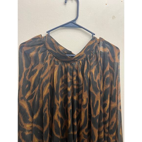 H&M TIGER PRINT BOW SLEEVE BLOUSE - Picture 4 of 6